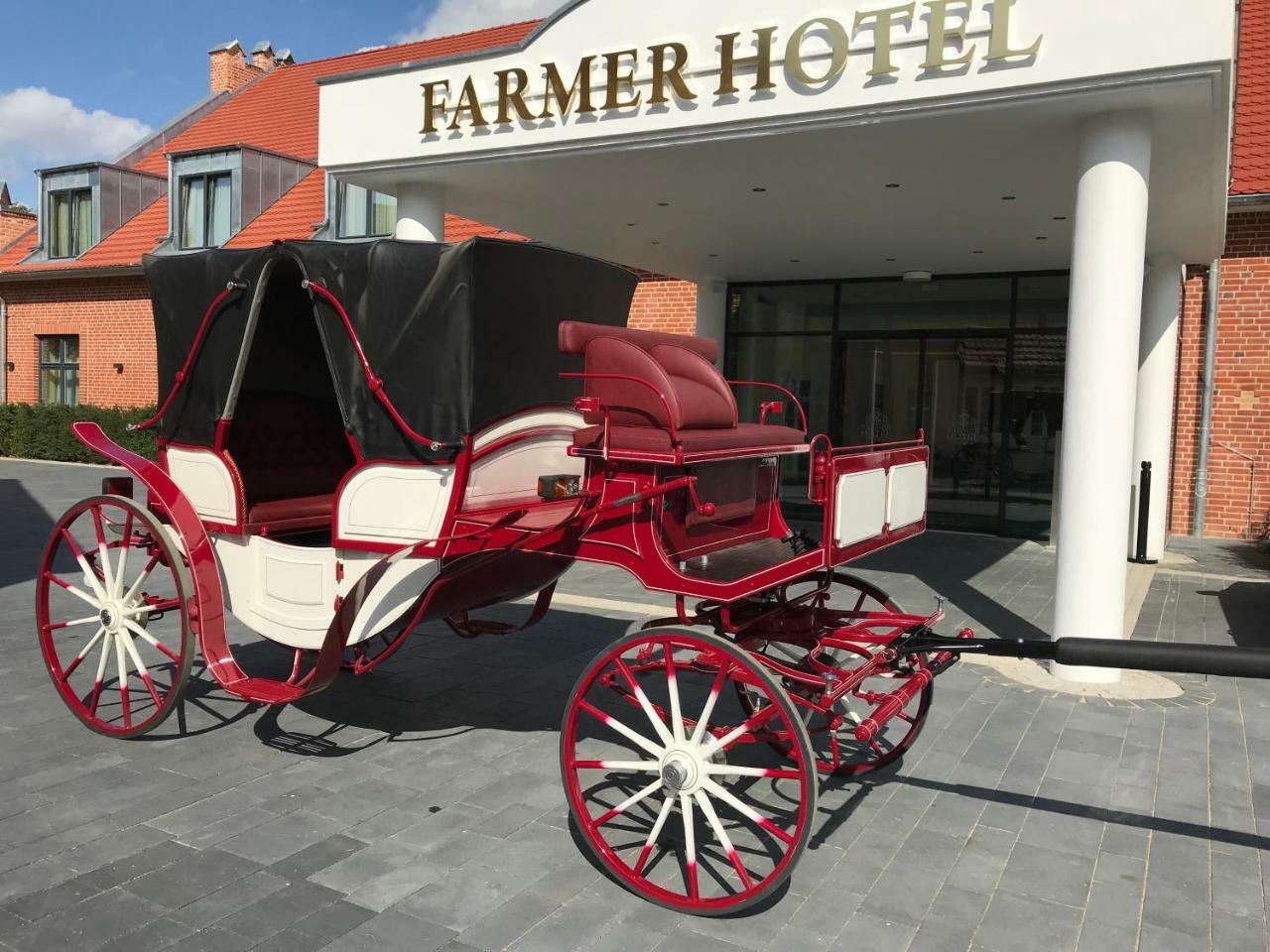 Farmer Hotel Basedow Basedow  Exteriör bild